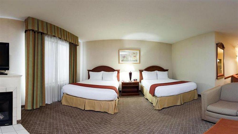 Hotel Wyndham Garden Erie Kearsarge Exterior foto