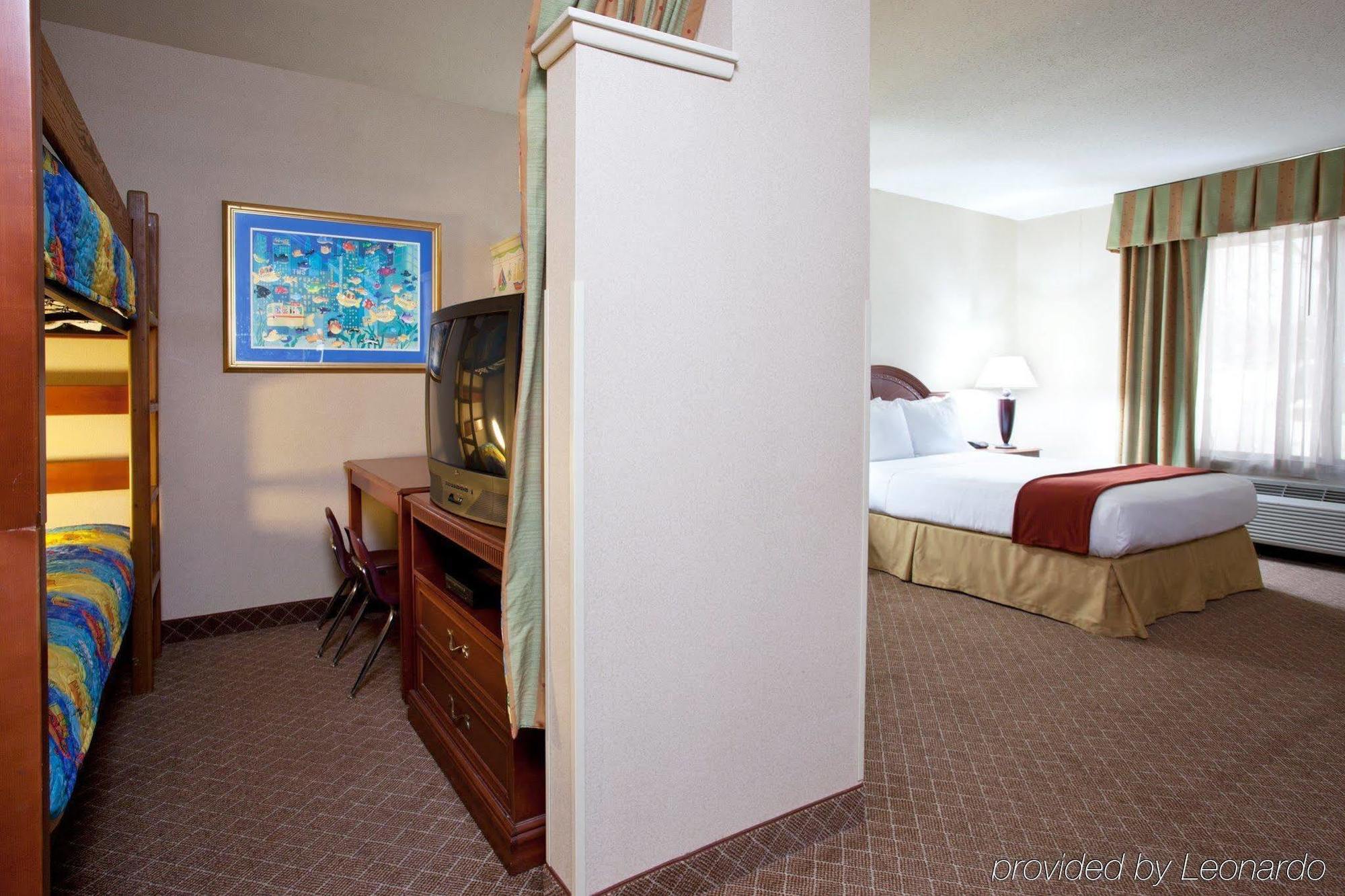 Hotel Wyndham Garden Erie Kearsarge Zimmer foto